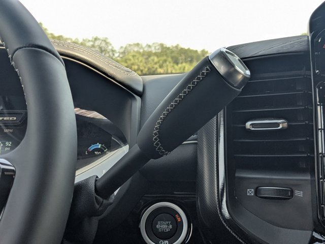 New 2025 RAM 2500 Limited image 17