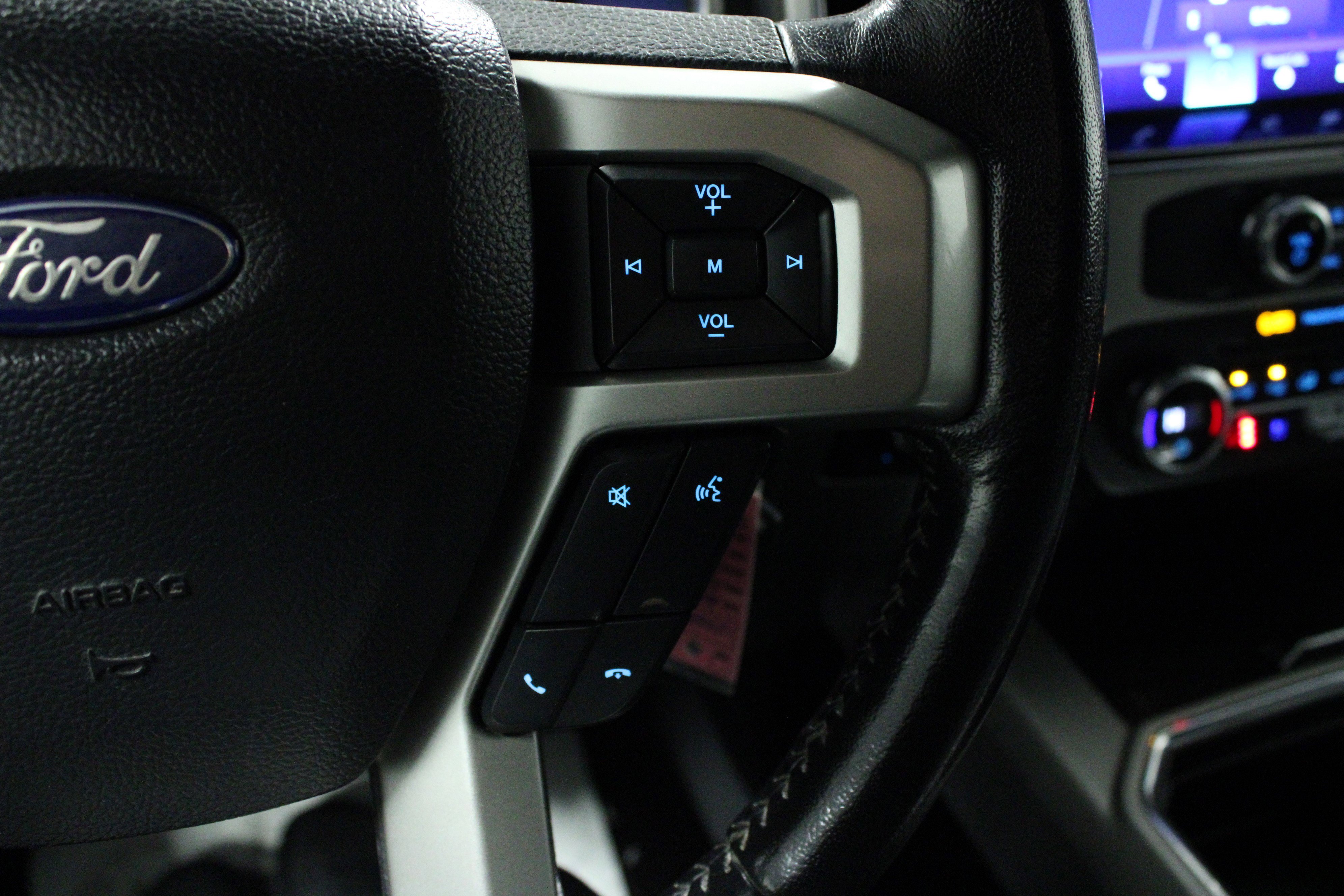 Used 2022 Ford F350 Lariat image 20