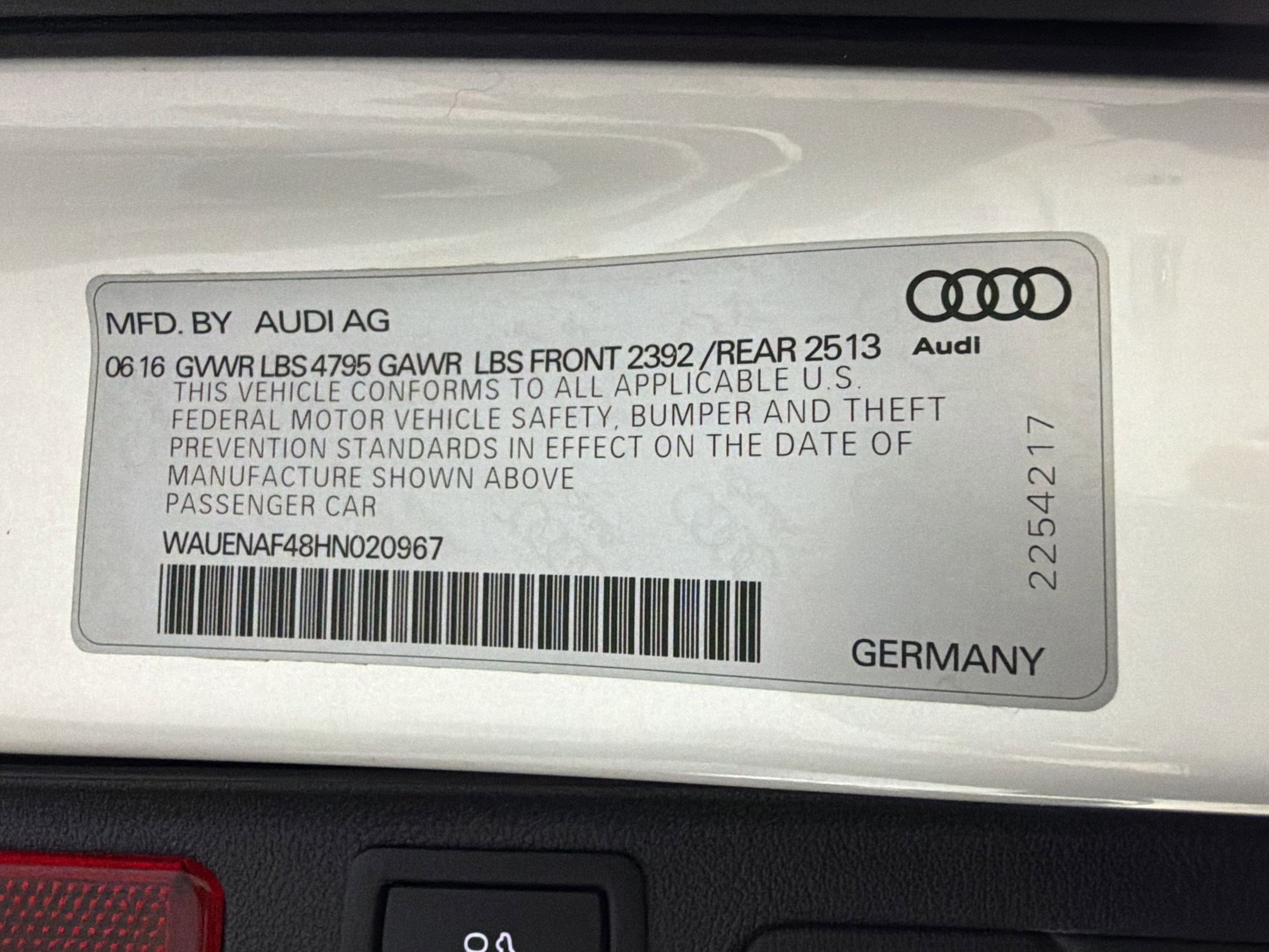 Used 2017 Audi A4 2.0T Premium Plus w/ Premium Plus Package AWD/4WD image 18