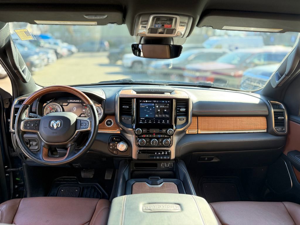 Used 2022 RAM 1500 Limited w/ Body Color Bumper Group image 17