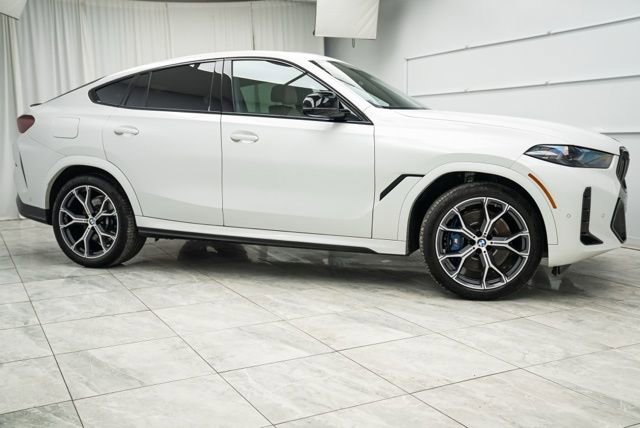 Used 2026 BMW X6 M60i image 2