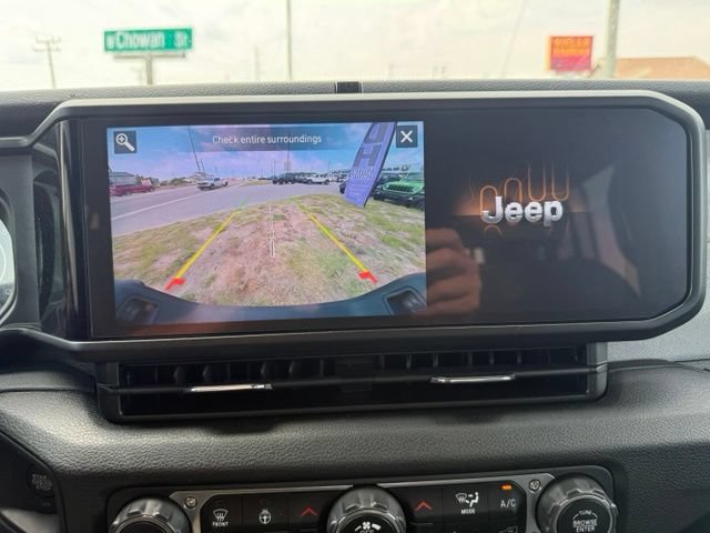 Certified 2024 Jeep Gladiator Sport AWD/4WD image 25
