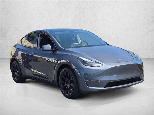 Used 2023 Tesla Model Y Long Range AWD/4WD image 3