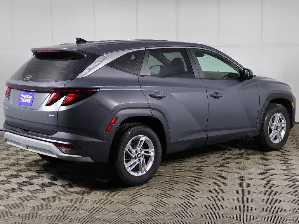 Certified 2025 Hyundai Tucson SE AWD/4WD image 8