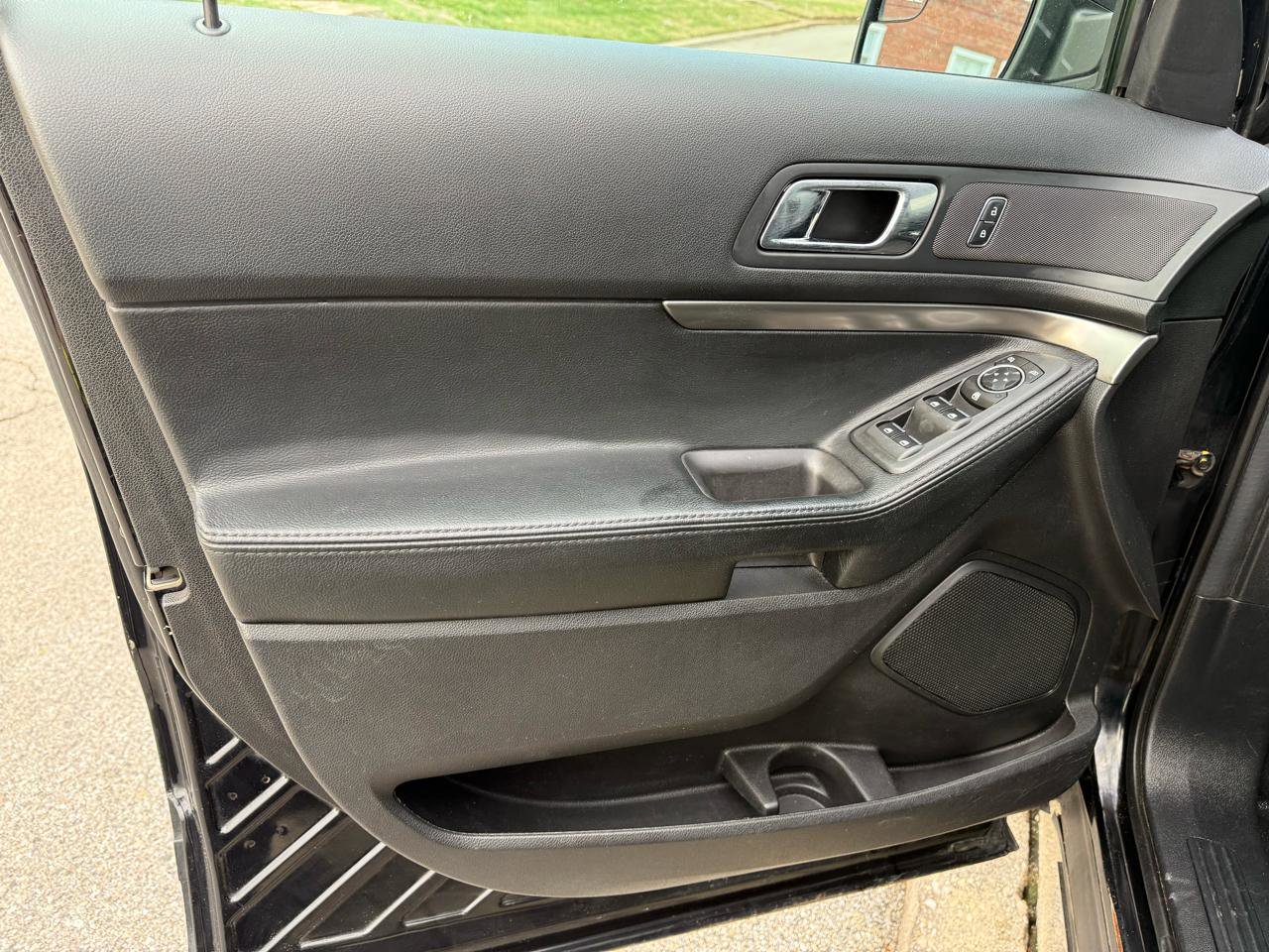 Used 2017 Ford Explorer 4WD Police Interceptor image 32