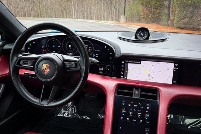 Used 2022 Porsche Taycan 4 Cross Turismo image 34
