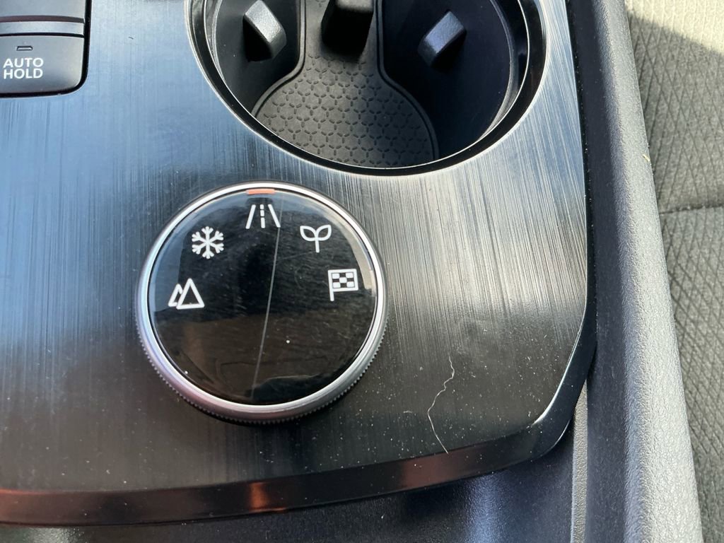 Used 2024 Nissan Rogue SV AWD/4WD image 22