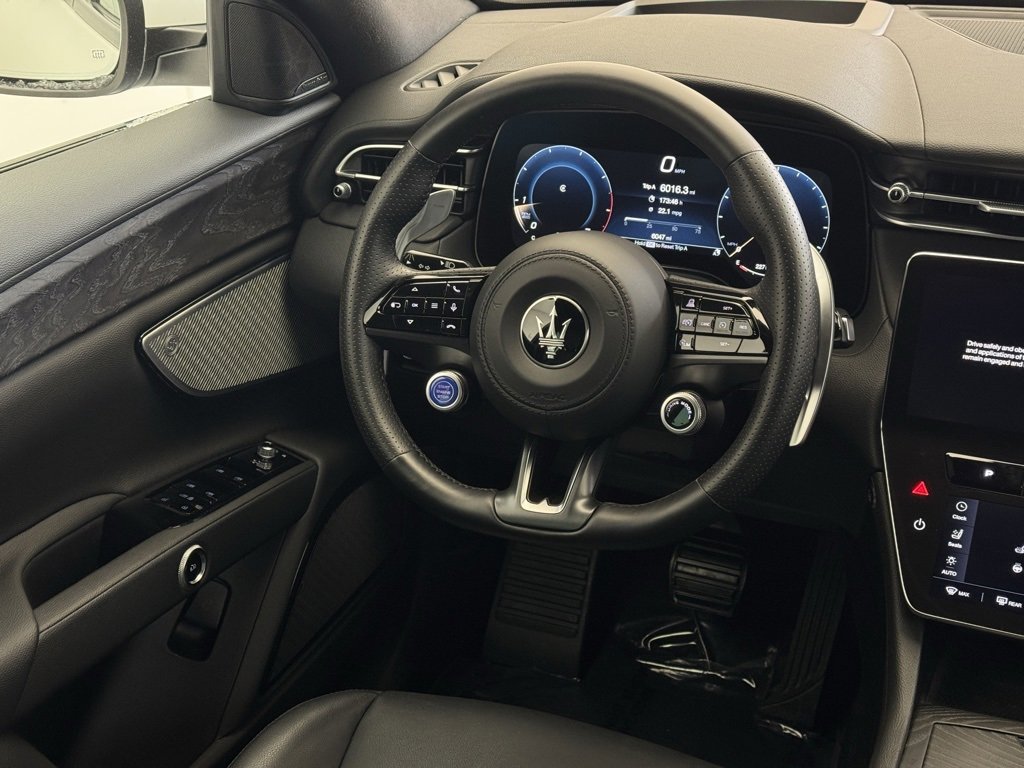 New 2024 Maserati Grecale GT image 19