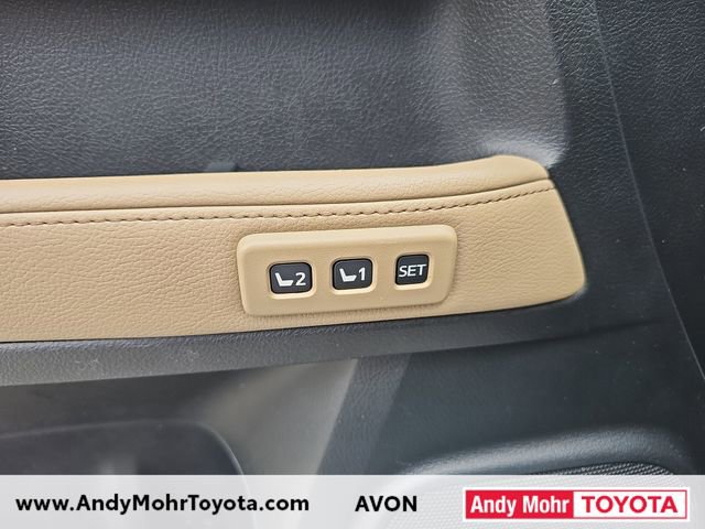Used 2016 Toyota 4Runner Limited AWD/4WD image 13