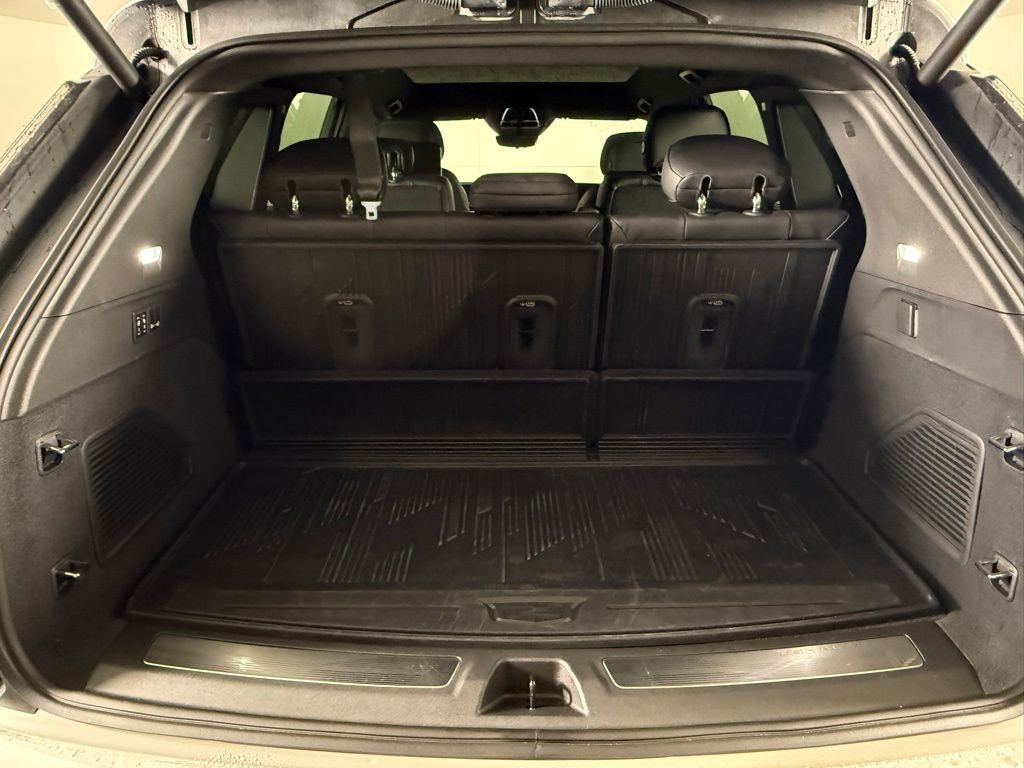 Used 2025 Cadillac Escalade IQ Luxury 1 image 18