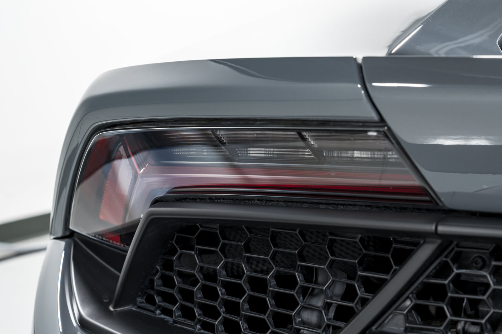 Used 2018 Lamborghini Huracan Performante AWD/4WD image 50