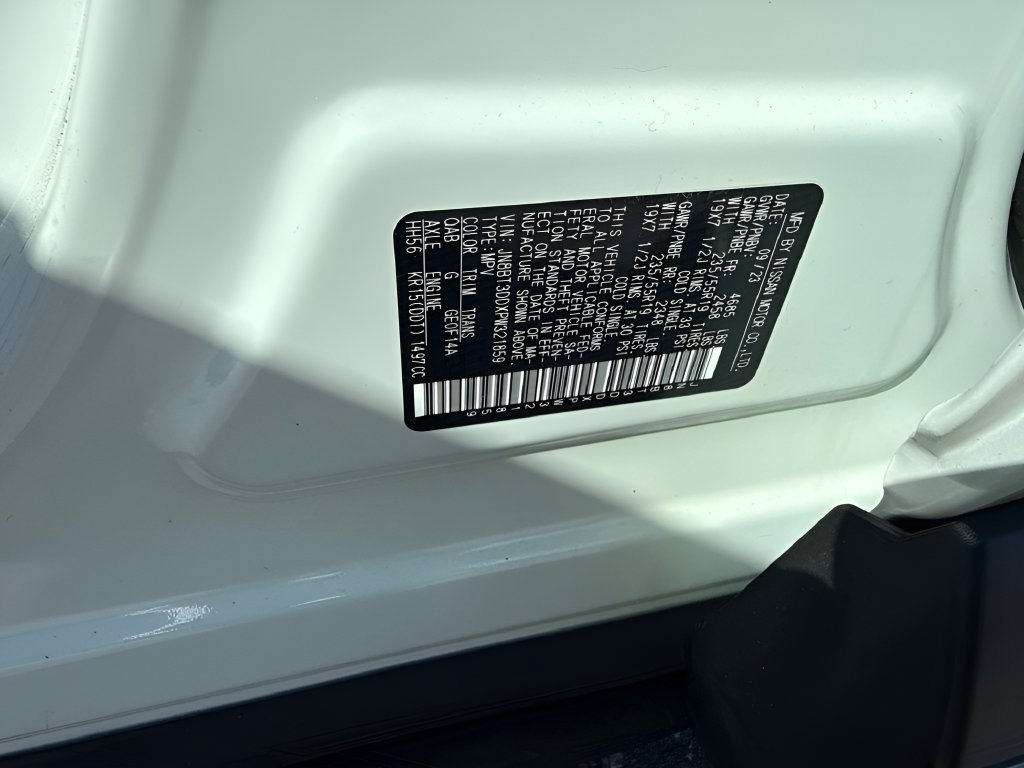 Used 2023 Nissan Rogue Platinum w/ Platinum Premium Package AWD/4WD image 30