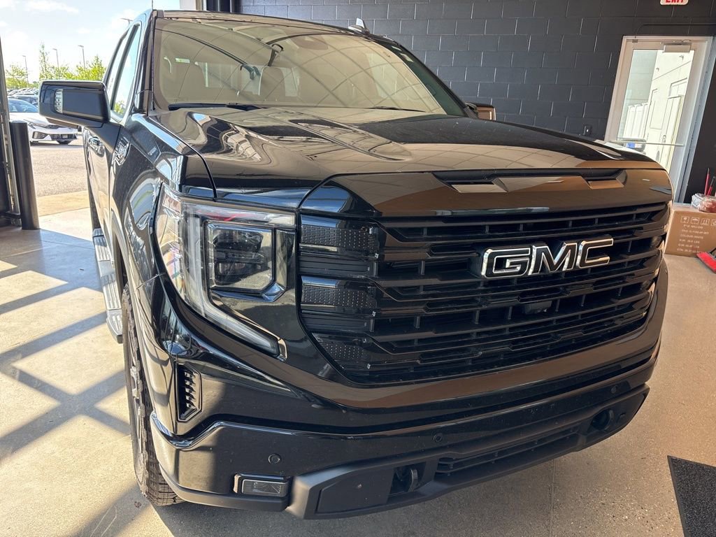 Used 2025 GMC Sierra 1500 Elevation w/ Elevation Premium Package