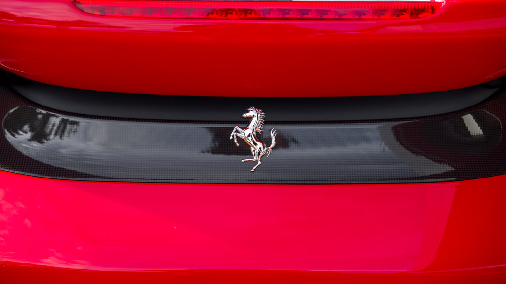Used 2020 Ferrari 488 Pista Coupe RWD image 35