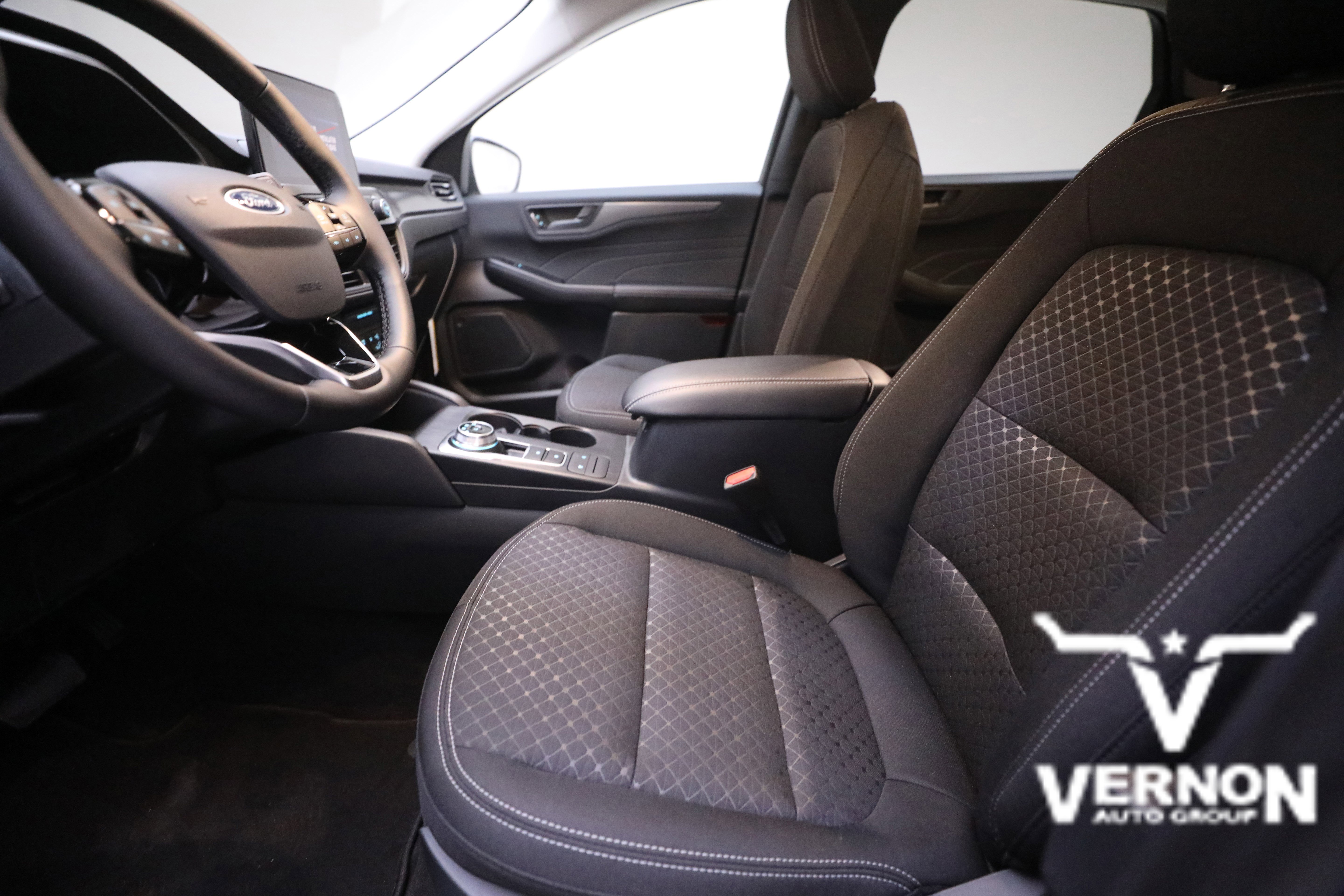 New 2025 Ford Escape Active w/ Cold Weather Package image 10