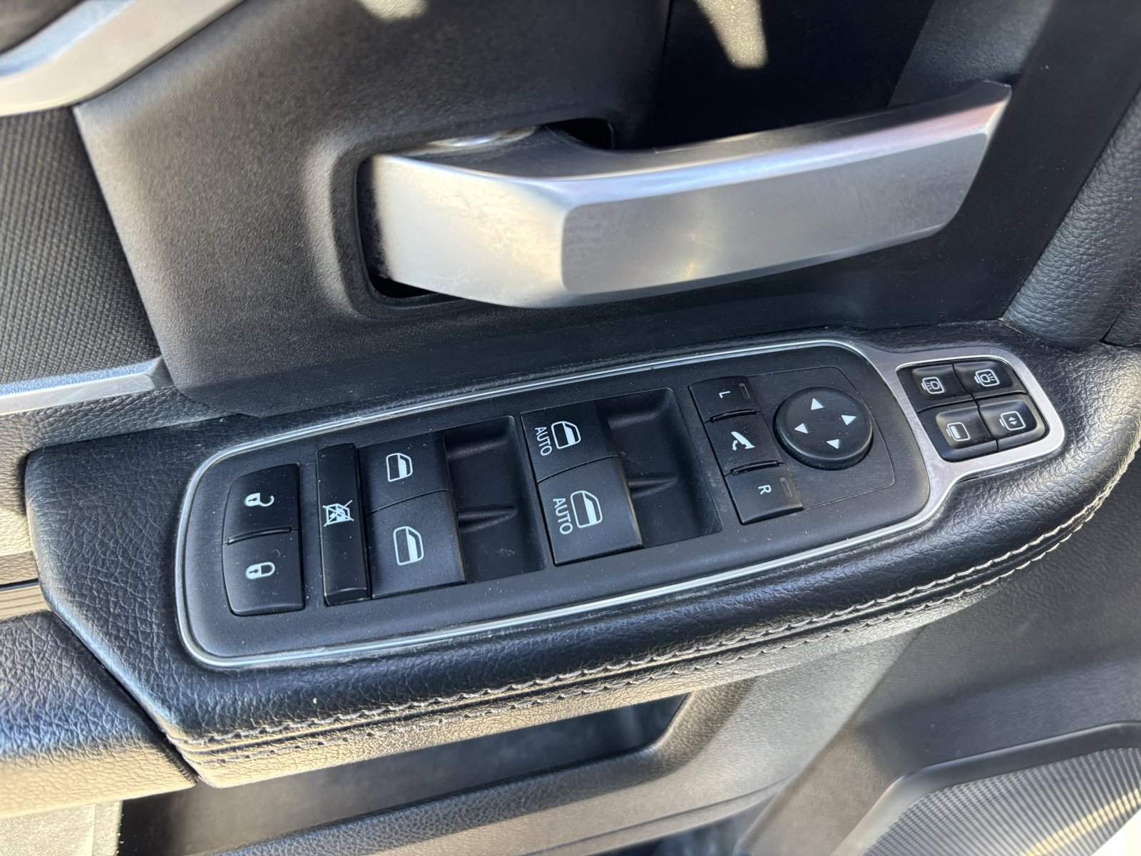 Used 2024 RAM 2500 Big Horn w/ Off Road Package image 19