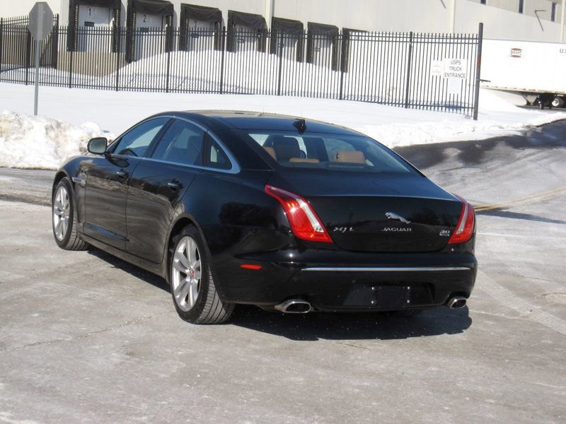 Used 2015 Jaguar XJ L Portfolio image 13