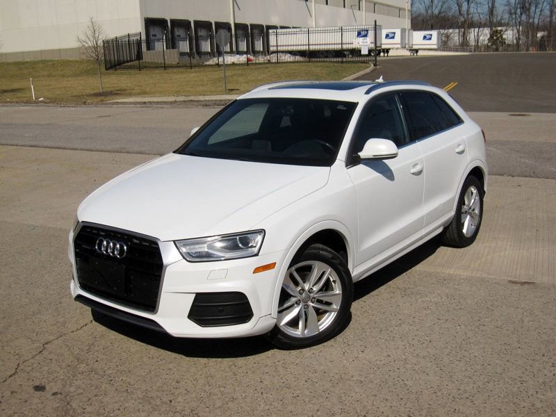 Used 2016 Audi Q3 2.0T Premium Plus w/ Technology Package AWD/4WD image 4