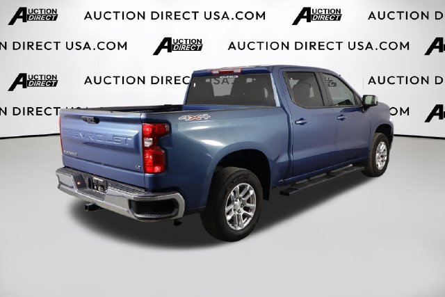 Used 2024 Chevrolet Silverado 1500 LT AWD/4WD image 38