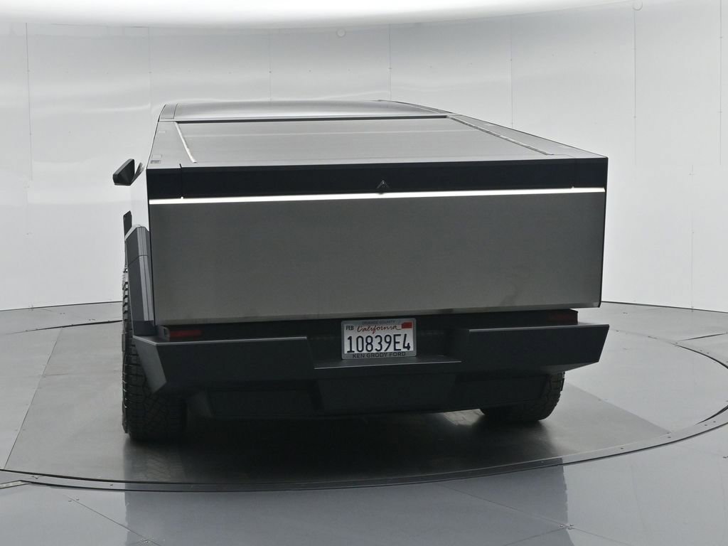 Used 2025 Tesla Cybertruck AWD Crew Cab image 26