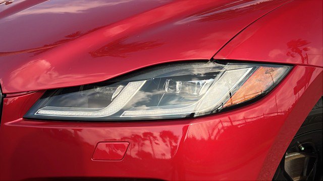 Used 2025 Jaguar F-PACE R-Dynamic S image 4