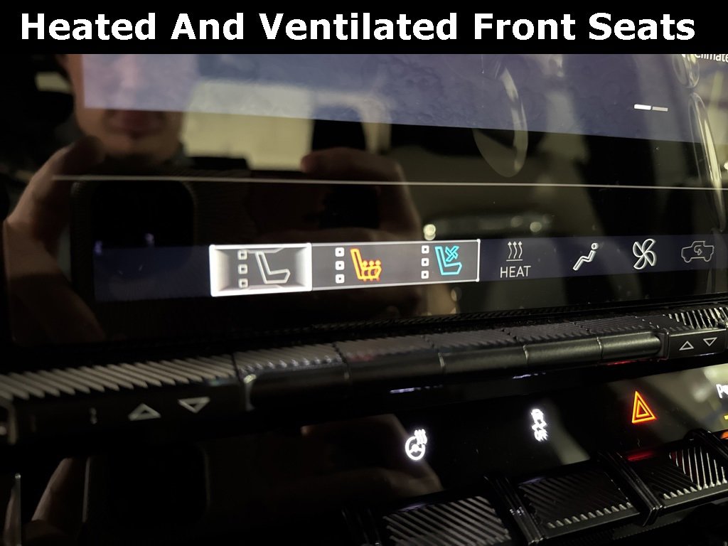 New 2026 GMC Hummer EV 4x4 Crew Cab image 3