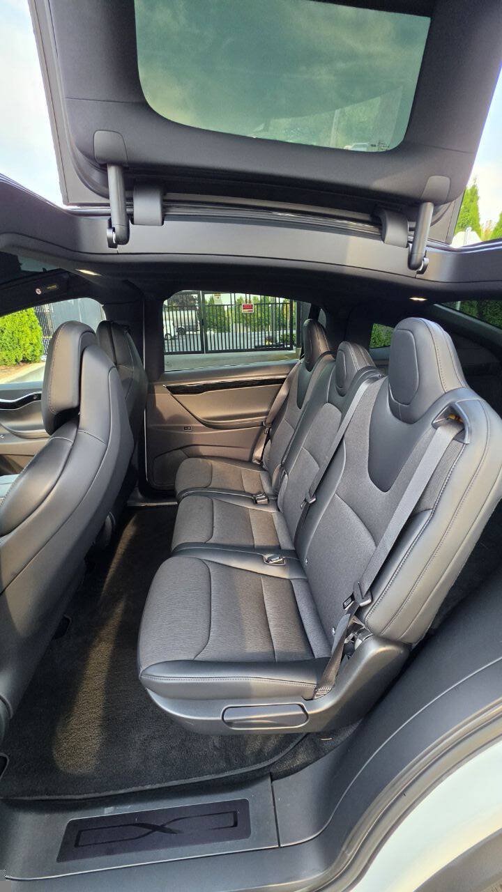 Used 2017 Tesla Model X 75D AWD/4WD image 11