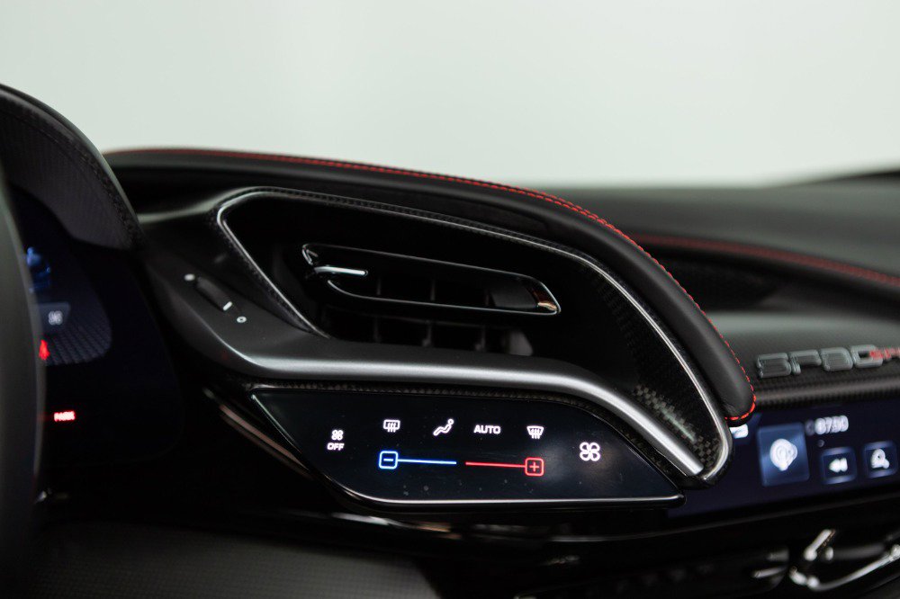 Certified 2022 Ferrari SF90 Spider image 98