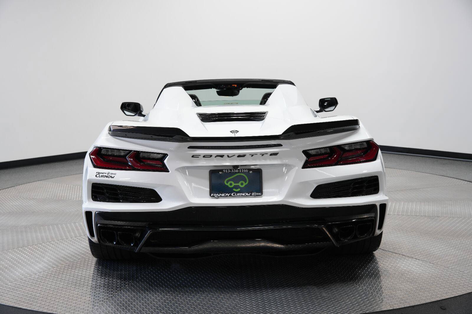 Used 2025 Chevrolet Corvette E-Ray w/ Stealth Interior Trim Package AWD/4WD image 16