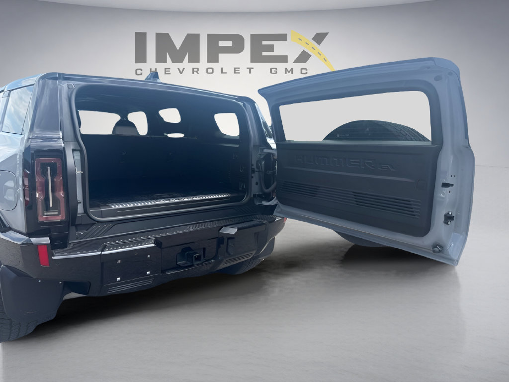 Used 2025 GMC Hummer EV 2X w/ LPO, Sport Package AWD/4WD image 10