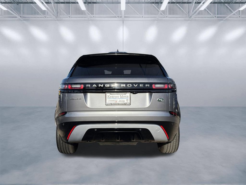 Used 2022 Land Rover Range Rover Velar R-Dynamic S image 5