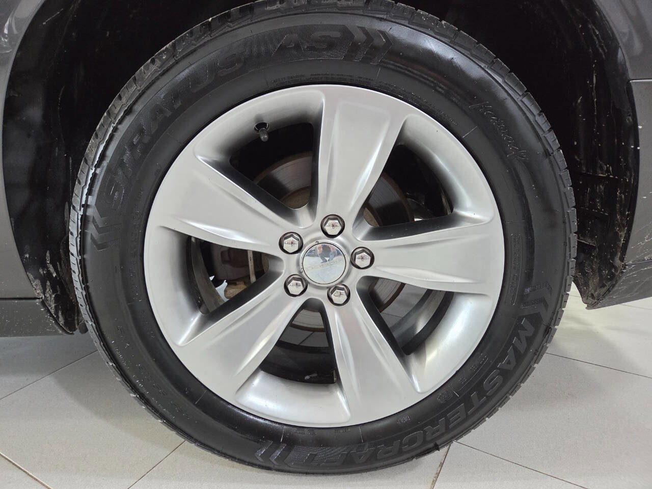 Used 2018 Dodge Challenger SXT image 12