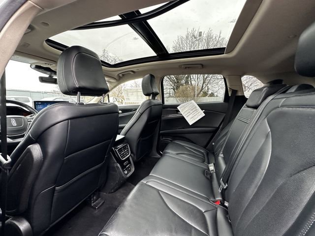 Certified 2022 Lincoln Nautilus Reserve image 18