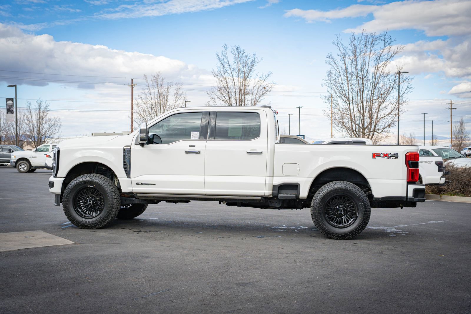 Used 2025 Ford F350 King Ranch AWD/4WD image 11