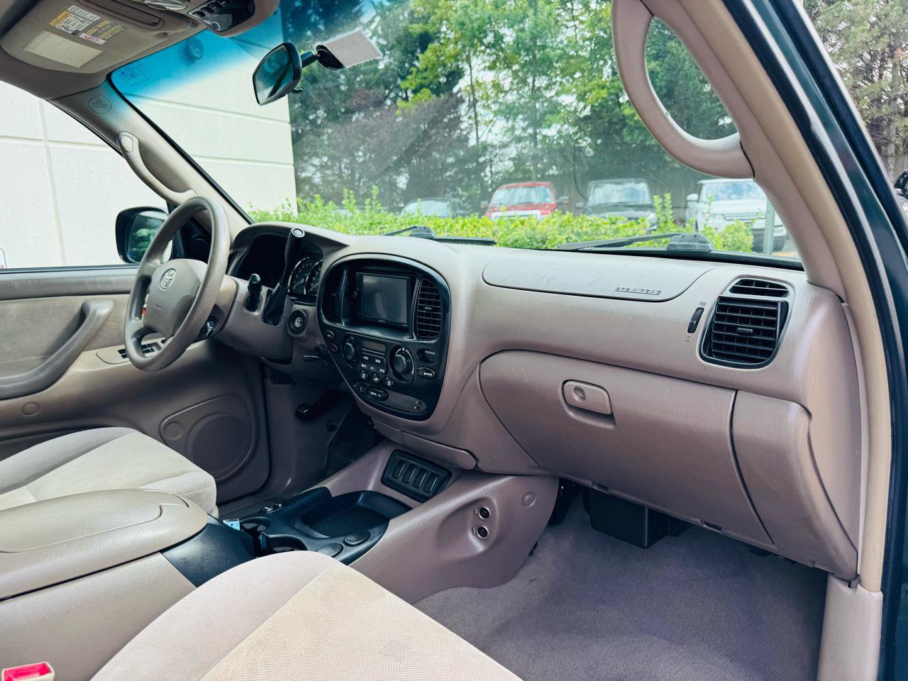 Used 2007 Toyota Sequoia SR5 AWD/4WD image 42