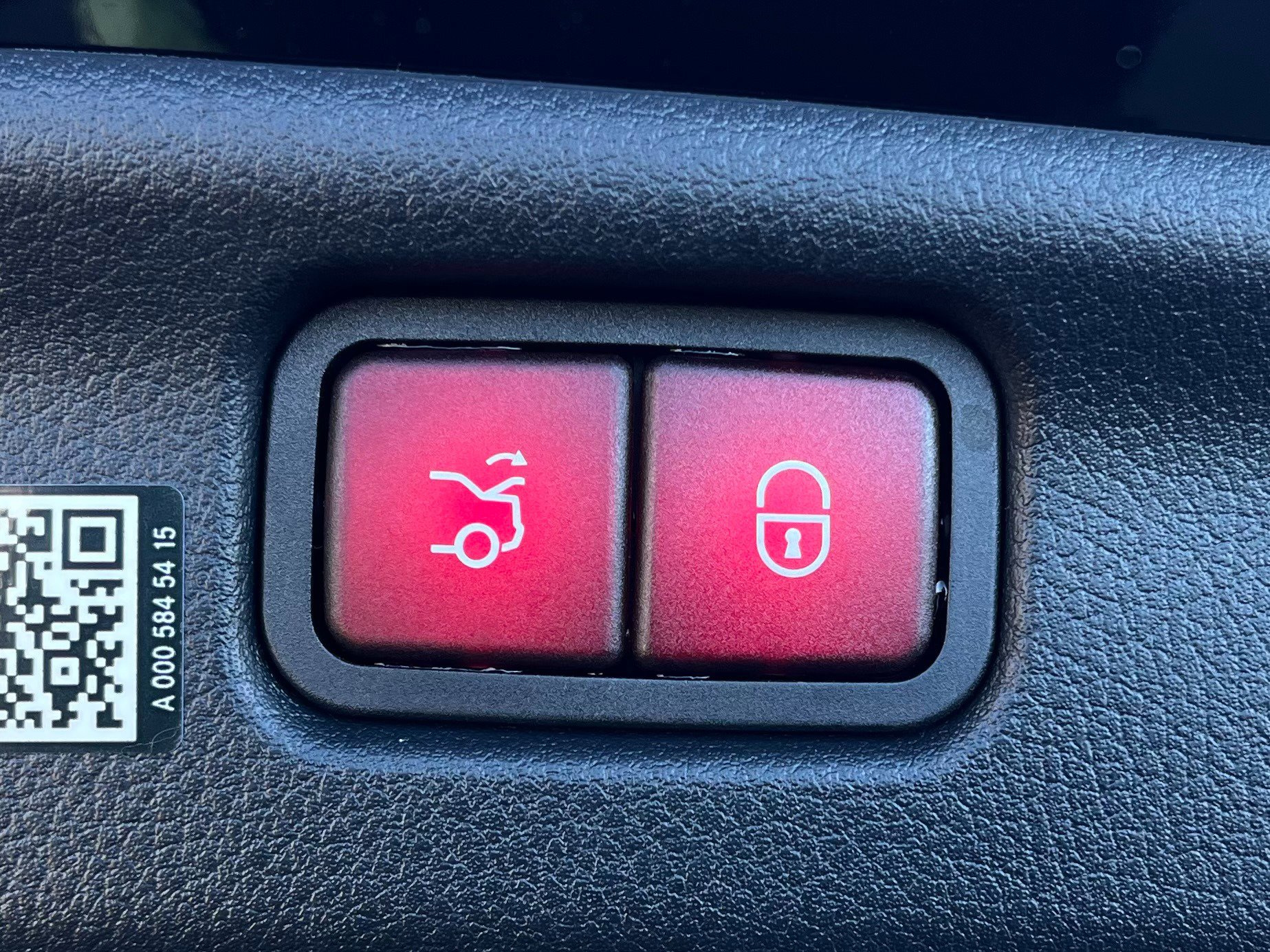 Used 2024 Mercedes-Benz C 43 AMG AMG w/ MB NAVIGATION, AMG REAL image 32