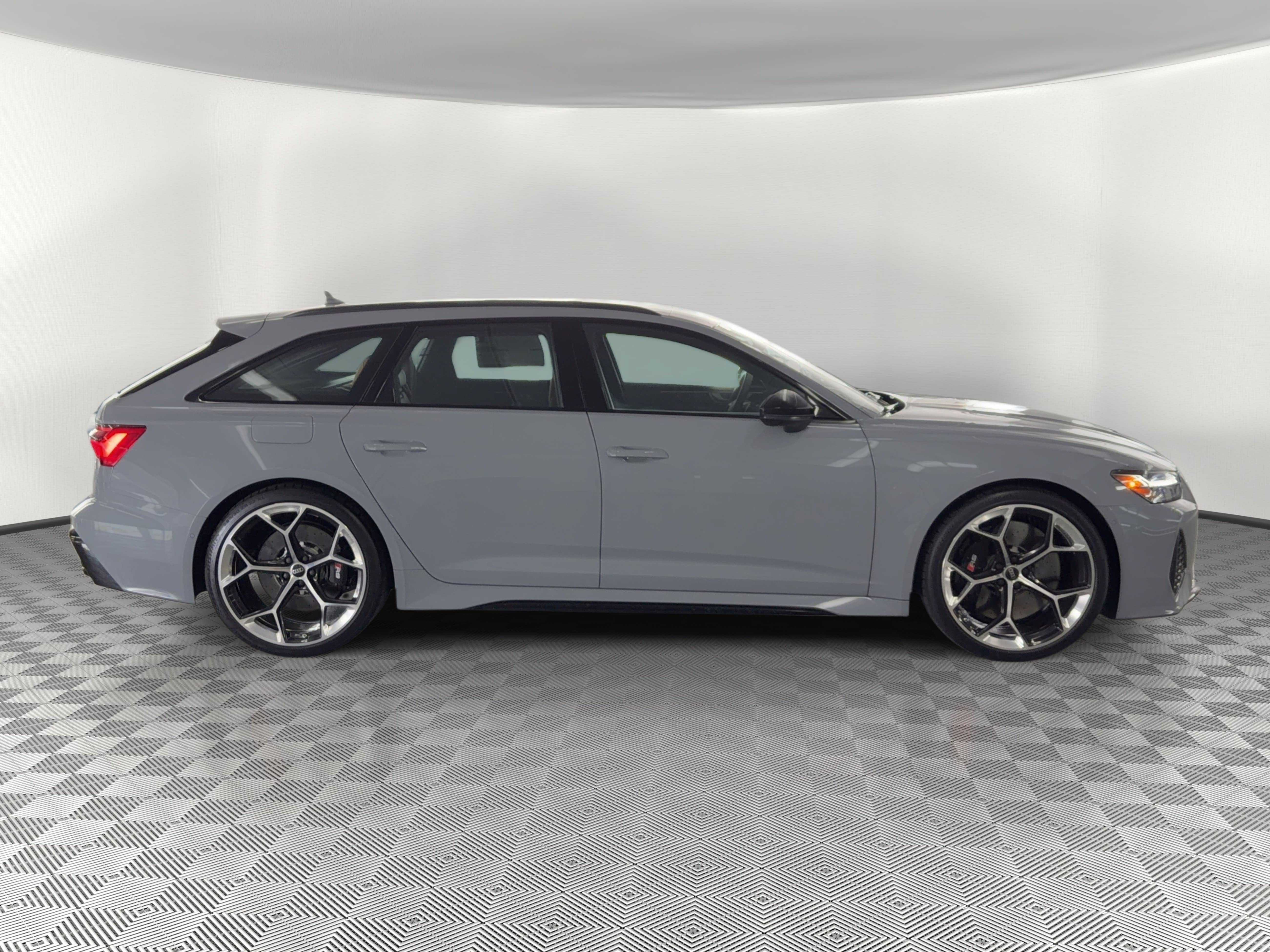 New 2026 Audi RS 6 performance image 8