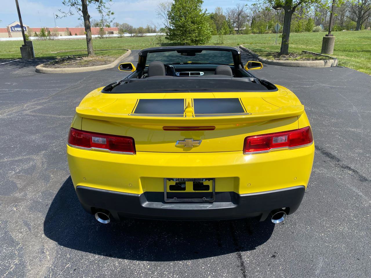 Used 2015 Chevrolet Camaro LT RWD image 11