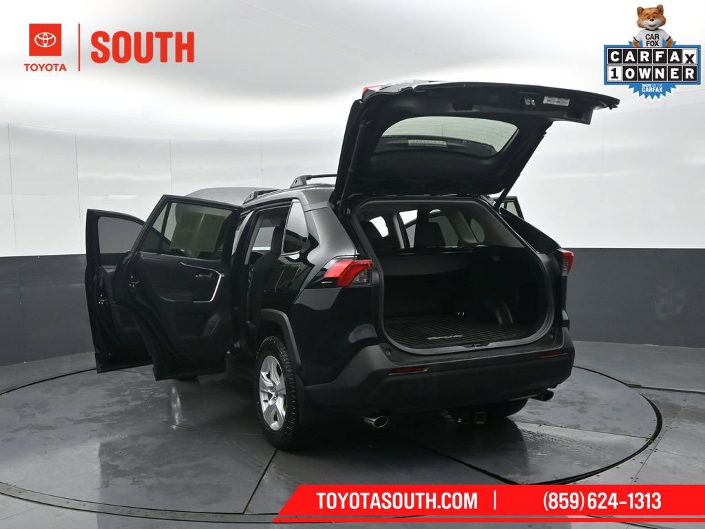 Used 2021 Toyota RAV4 XLE w/ Convenience Package image 50