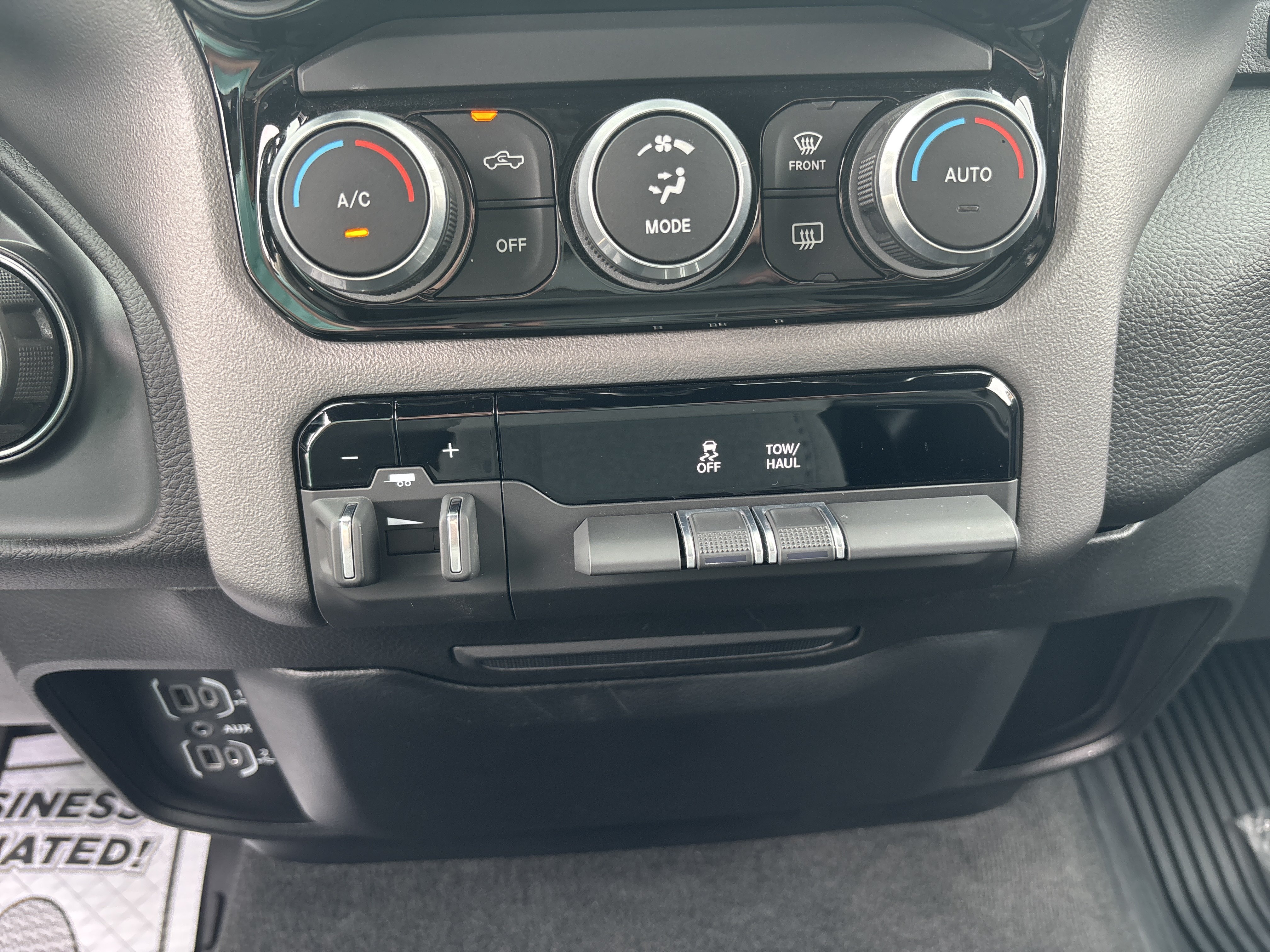Used 2022 RAM 1500 Big Horn RWD image 21