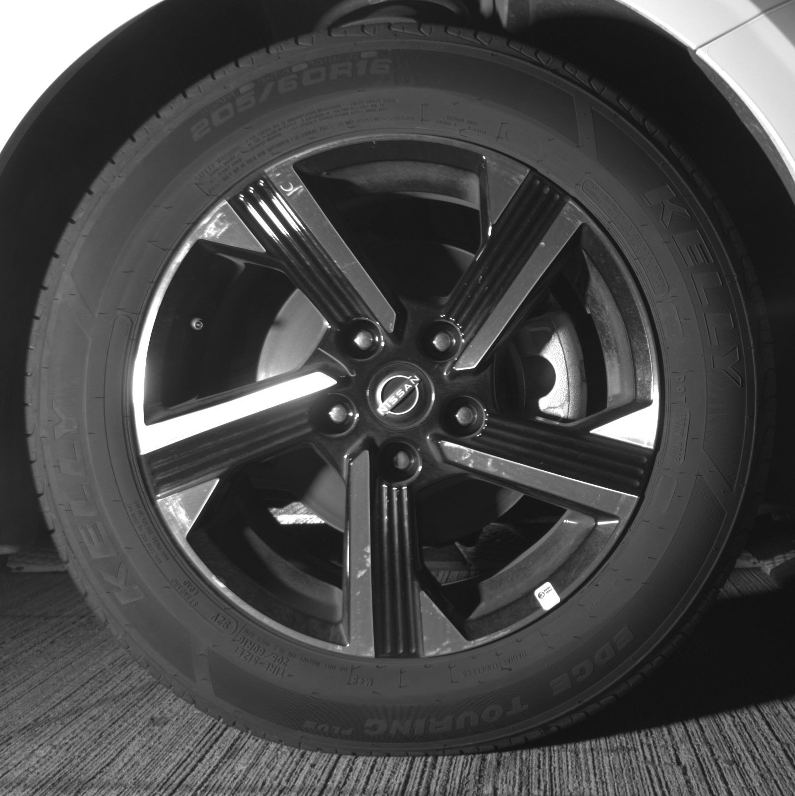 Used 2025 Nissan Sentra SV image 13