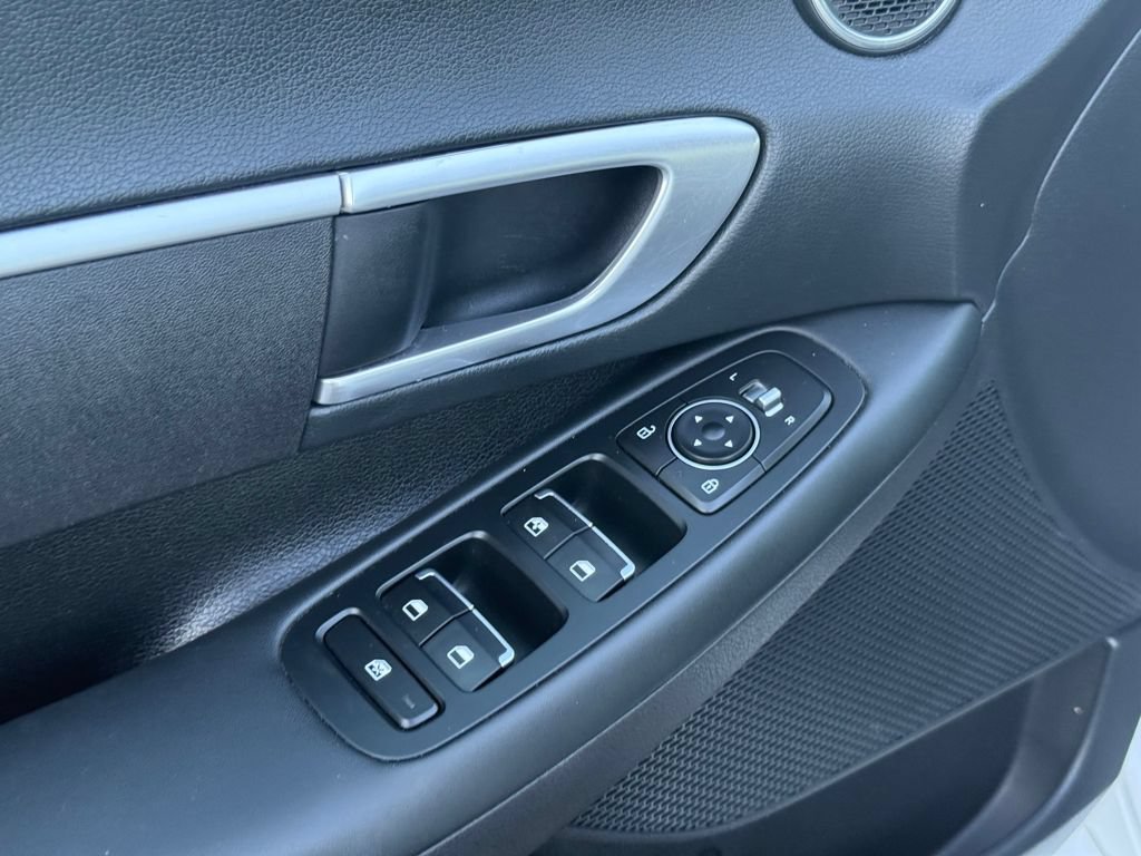 Used 2022 Hyundai Sonata SE FWD image 22