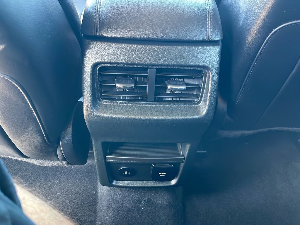 Certified 2024 Ford Edge SEL w/ Convenience Package image 30