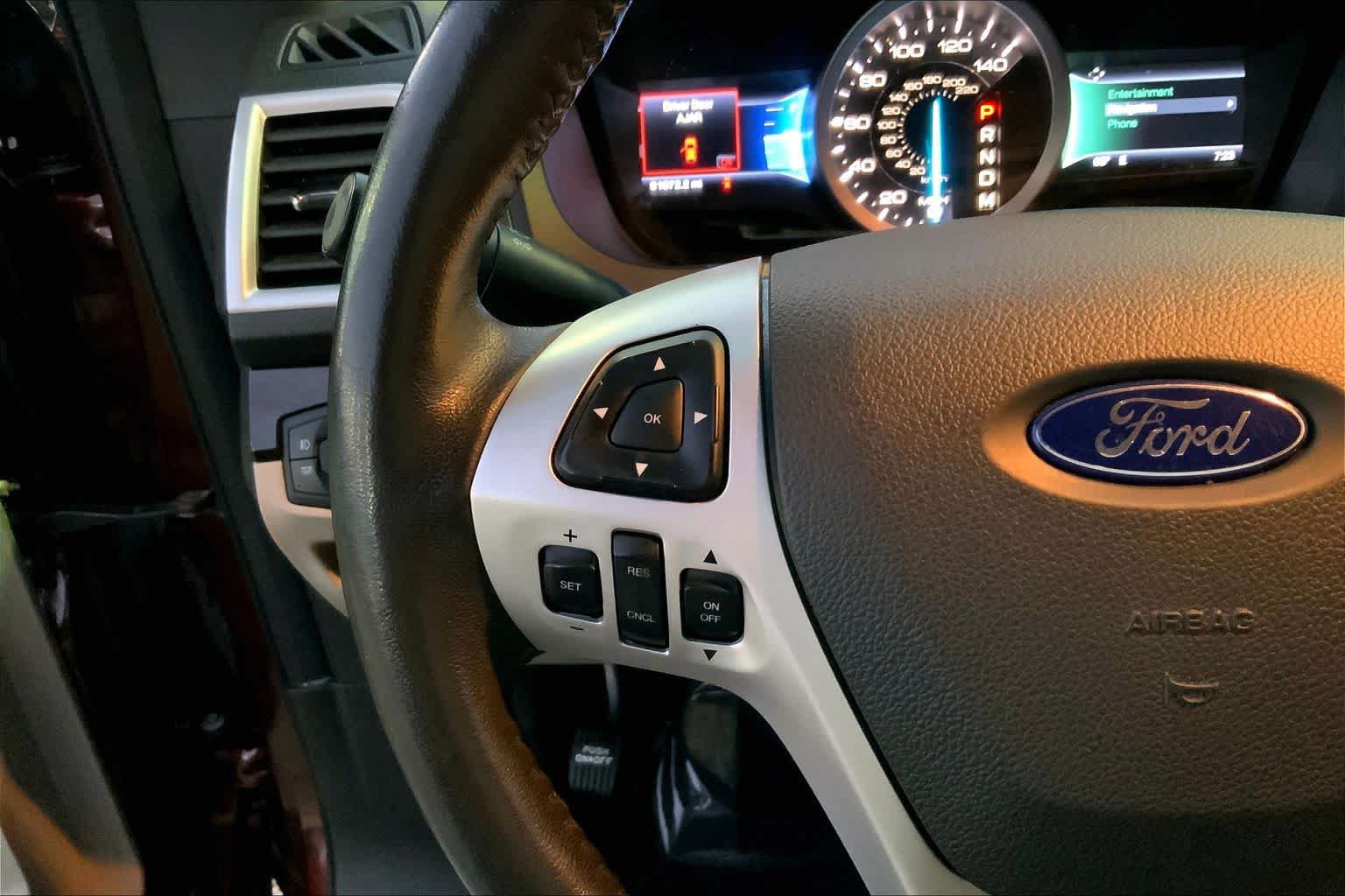 Used 2015 Ford Explorer Limited w/ Equipment Group 301A AWD/4WD image 21