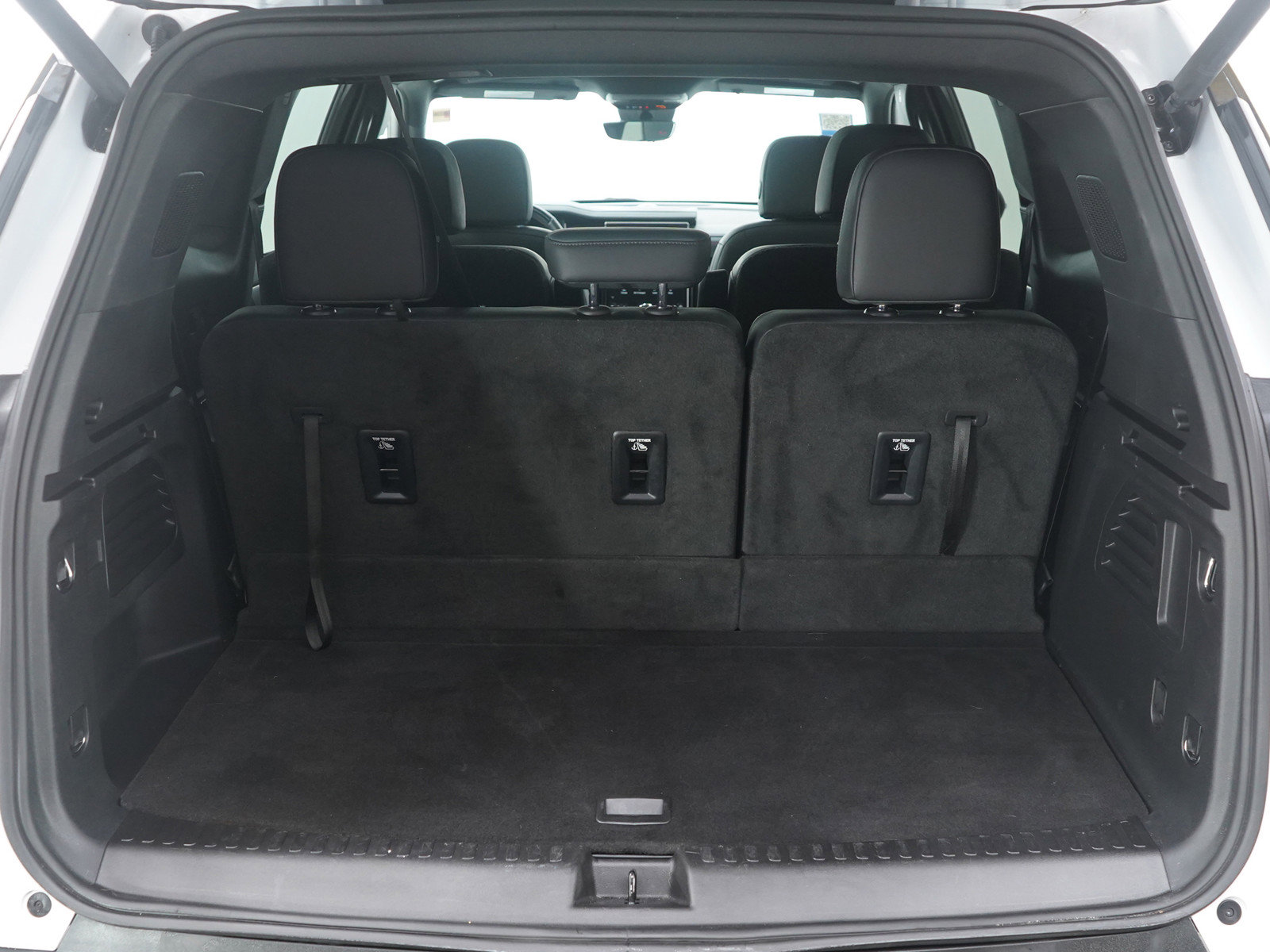 Used 2024 GMC Acadia AT4 w/ Super Cruise Package image 16