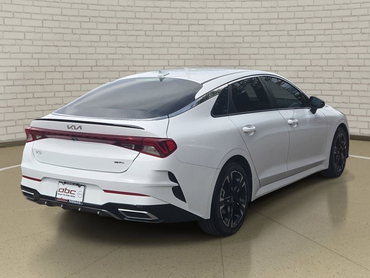 Used 2023 Kia K5 GT-Line FWD image 5