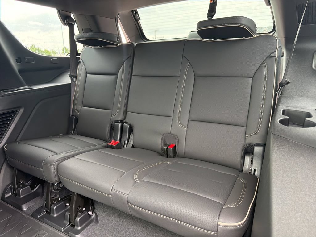 New 2026 Chevrolet Tahoe Premier w/ Sun And Tow Package AWD/4WD image 16
