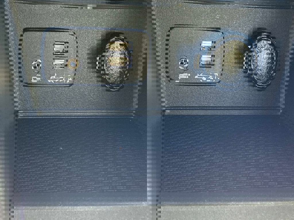 Certified 2024 Subaru Forester Premium AWD/4WD image 17