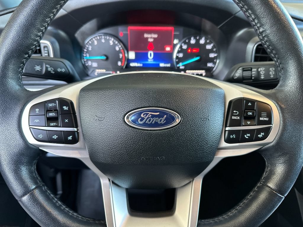 Certified 2023 Ford Explorer XLT w/ Equipment Group 202A RWD image 24