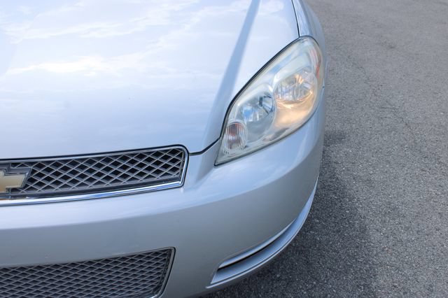 Used 2013 Chevrolet Impala LT w/ LT Sunroof Package FWD image 34